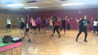 Zumba fitness con angelica vega jump rupee [upl. by Oinolopa667]