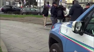 Controlli della Polizia a Trieste 7 arresti e 64 denunce [upl. by Ferdy]