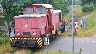 Angelner Dampfeisenbahn  Totgesagte Wagen werden von Schwerlastkränen in die Lüfte gehoben [upl. by Cosenza]