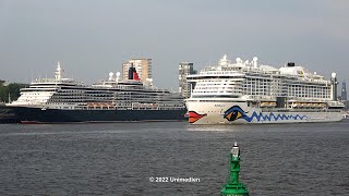 Queen Victoria amp AIDAperla  awesome horn battle between CUNARD and AIDA Cruises ship in Hamburg 4K [upl. by Wyne732]