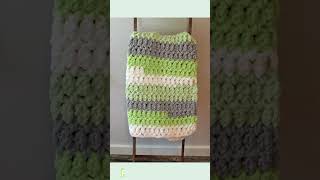 Baby Blanket Crochet Pattern Super Chunky Yarn Bernat Blanket Pattern Grey Green crochet [upl. by Acilegna438]