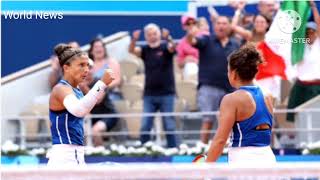 Paris 2024 tennis Italys Sara Errani and Jasmine Paolini win gold in women’s doubles [upl. by Yelnoc581]