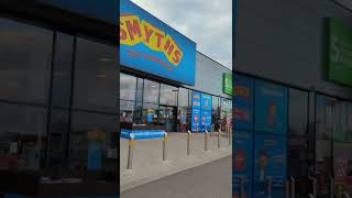 Smyths toy store Northampton lets check out what Funko goodness we can find instore [upl. by Ailaroc]