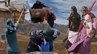 The life of 3 nomadic women in harsh weather conditions to build huts [upl. by Netsua867]