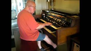 Mike Reed plays quotRinky Dinkquot on his Hammond Organ [upl. by Samohtnhoj10]