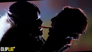 Jeepers Creepers 2001  Darry y Trish intentan escapar de El Creeper  Audio Latino [upl. by Saxena]