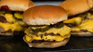 Easy Cheeseburger  Homemade Smashburger [upl. by Norga]