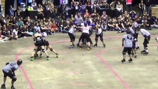 2014 WFTDA Champs  Rose vs Gotham  Mutch vs Miss T Maven [upl. by Rinum]