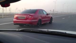 Bmw M5 E39 Stage3 vs MB E55 Brabus K8 530ps [upl. by Eeldivad8]