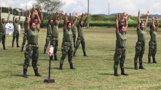 Entrenamiento de mujeres militares [upl. by Macswan447]