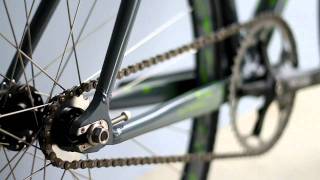 GT Gutterball Fixie Bike 2010  Urban  Produktvideo HD [upl. by Enihpets227]