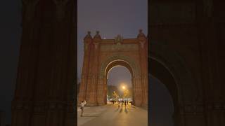 ✨ Explorando el Arco de Triunfo de Barcelona Un Portal al Pasado 🏛️ BarcelonaHistórica [upl. by Abbott]