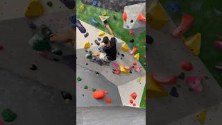 Love Overhang V5 bouldering climbing boulderinggym ボルダリング indoorclimbing クライミング rockclimbing [upl. by Pahl]