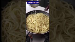 How to make spaghetti aglio olio pasta viralvideo funny august japanesecuisine crowdfireapp [upl. by Hampton]