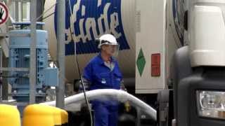 Expert Statements on Liquified Natural Gas LNG  Clean Technology by Linde [upl. by Ahsiea]