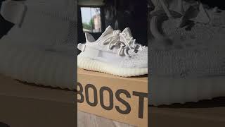 YEEZY BOOST 350 V2 BONE cod Articolo HQ6315 Disponibili ora unboxing review adidasyeezysneaker [upl. by Ahnavas]