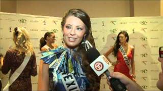 Miss Universe 2009 Bahamas  Alex Medela cuestiona a las Misses sobre Confucio [upl. by Adiana]