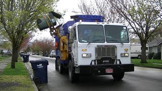 Labrie Automizer Collecting Garbage in Eugene [upl. by Nnylidnarb420]