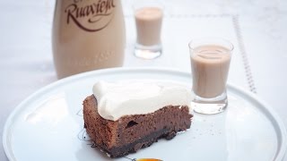 Tarta de brownie con queso y Crema de Orujo Ruavieja [upl. by Ralli]