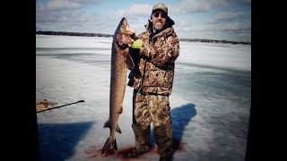 Sturgeon Spearing Lake Poygan Ryan Tags Out Day 6 [upl. by Adnimra278]