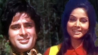 Shashi Kapoor saves Rakhee from being molest  Jaanwar Aur Insaan  Action Scene 215 [upl. by Eanerb]