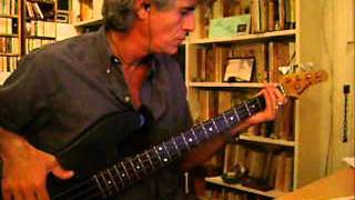 Cant find my way home  Steve Winwood amp Eric Clapton Bass Cover [upl. by Snell]