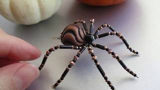 Beaded Christmas Spiders  Snickerdoodle Delight Spider  by Holly Greene [upl. by Rockel]