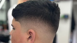 Corte desvanecido medio Mid Skin Fade  Tutorial como hacer un Fade rells viralshorts fade [upl. by Aleyak336]