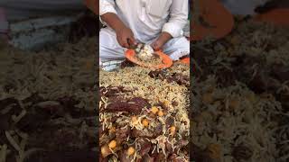 Famous Qissakhuwani Bazar ka Channa Mewa Pulao  Juicy And Tender Meat  Peshawar Street Food [upl. by Caitlin]