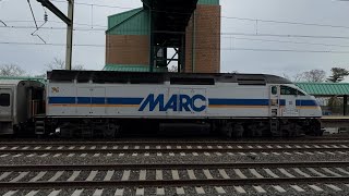 MARC Train 433 at Halethorpe 111424 [upl. by Erastatus]