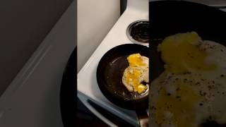 Matfer Bourgeat 10 14Inch Carbon Steel Skillet Egg test [upl. by Colly]