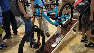 EUROBIKE 2015  Alutech Sennes DH 2016 Leichtes DownhillBike vorgestellt [upl. by Surtemed]