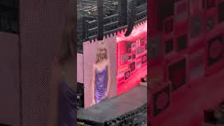 Sabrina Carpenters Nonsense outro for Sydney night 4 of The Eras Tour 🇦🇺 [upl. by Penoyer114]