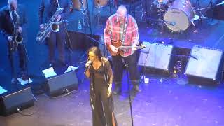 Michelle Williams  A Change Is Gonna Come Live at the Apollo Theater [upl. by Wakefield]