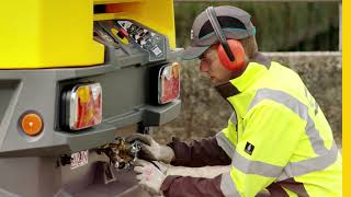 Start Instructions Atlas Copco XAS 8810 PACE Portable Compressor [upl. by Natsirk]