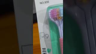 3 sided toothbrush review  triple sided toothbrush reviw tipsandtricks 3sidedtoothbrush products [upl. by Nnahtebazile]