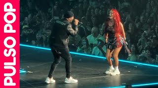 KAROL G amp NICKY JAM cantan BUSCARTE en vivo 🔥  STRIP LOVE TOUR Miami [upl. by Zap104]