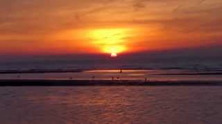 Noordzee  strand met prachtige zonsondergang North Sea with beautiful sunset [upl. by Adilen]