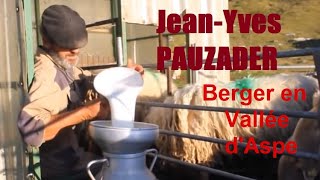 🐑 BERGER en vallée dAspe et fromage fermier OssauIraty [upl. by Oenire87]