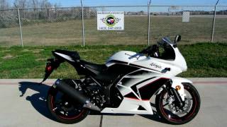 2011 Kawasaki Ninja 250R Pearl White Special Edition [upl. by Lipscomb684]