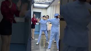 dance with beautiful chinese girls dance chinadance chinesedance beautiful shorts [upl. by Ikiv]