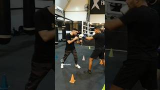 تعليم دفاع الLean back 💪🏻🔥🥊 [upl. by Lynnet]