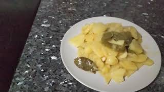 Patatas a lo pobre en la olla Newcook [upl. by Llehsram]