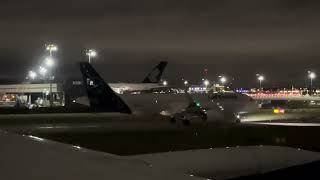 Heathrow Night TakeOff London Dec 2023 [upl. by Areta]