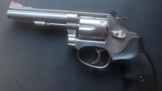 Smith And Wesson Model 633 22lr [upl. by Ozneral]