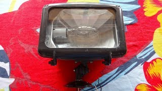 Lithonia Lighting 100watt Metal Halide Flood Light [upl. by Gayn]