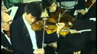 Pinchas Zukerman Plays Beethovens Violin Concerto [upl. by Andrews]