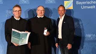 Bayerischer Klimaschutzpreis 2022 Strohballenhaus St Wunibald  LENK Bayern [upl. by Novyak]