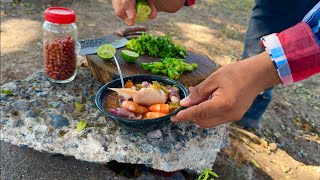 DEL MAR AL CAMPO ¡¡PREPARAMOS UNA DELICIOSA SOPA DE MARISCOS  RUTA LA NUEVE [upl. by Airdnal]