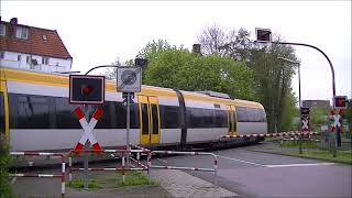 Bahnübergang Münster  German Railroad crossing  Duitse Spoorwegovergang [upl. by Gwennie]